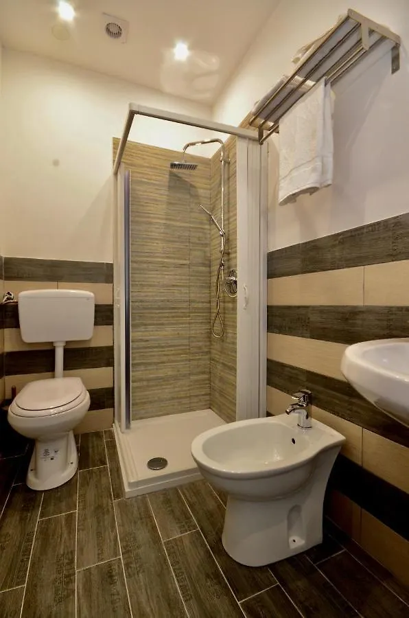 パレルモ La Casa Del Moro - Al Politeama Bed & Breakfast