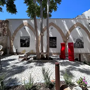 Couette-café Khalisah, Palerme