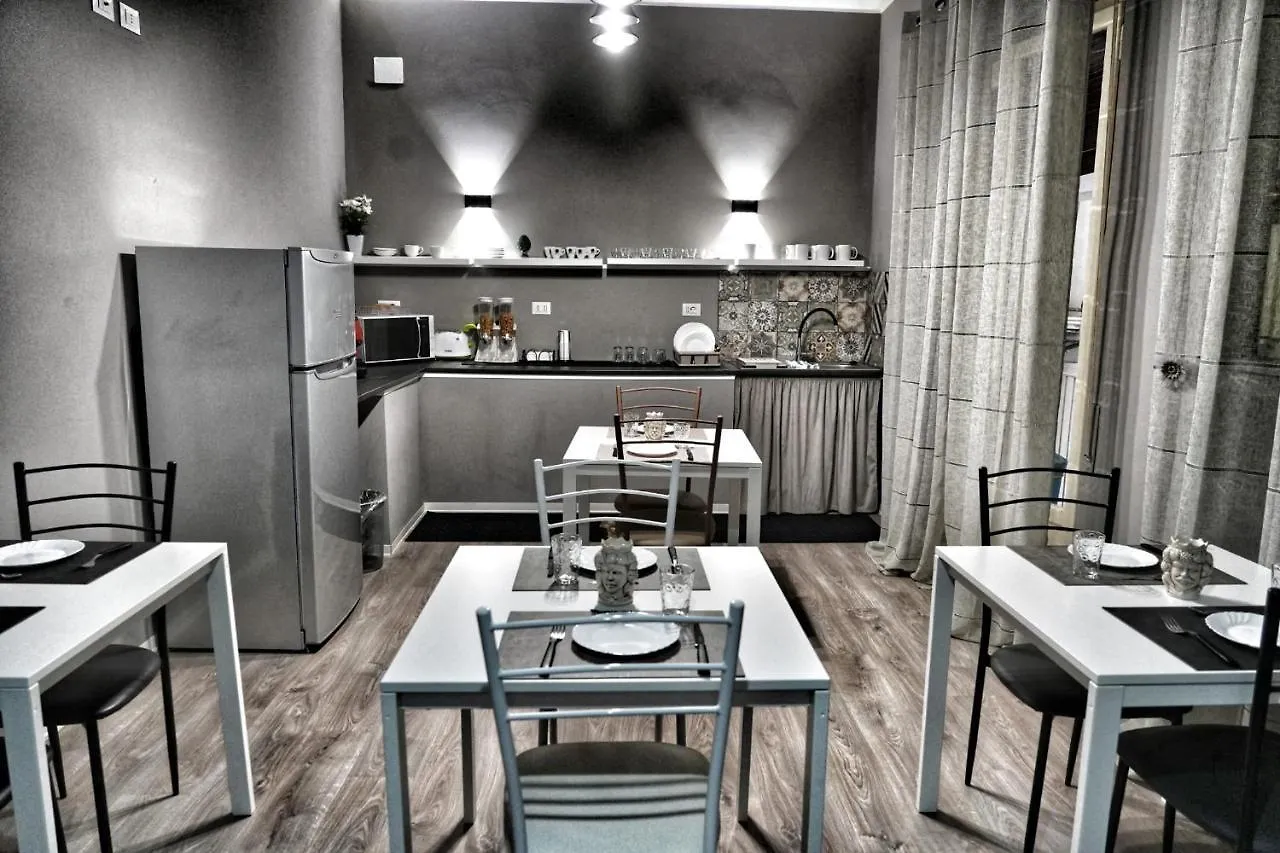 Bed & Breakfast Bed and Breakfast La Casa Del Moro - Al Politeama Palermo
